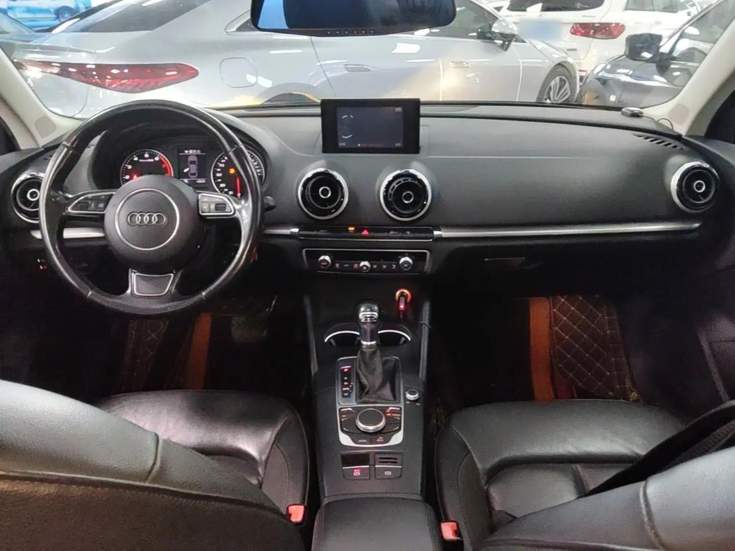Audi A3 2016 Limousine 35 TFSI Style Edition — миниатюра 12