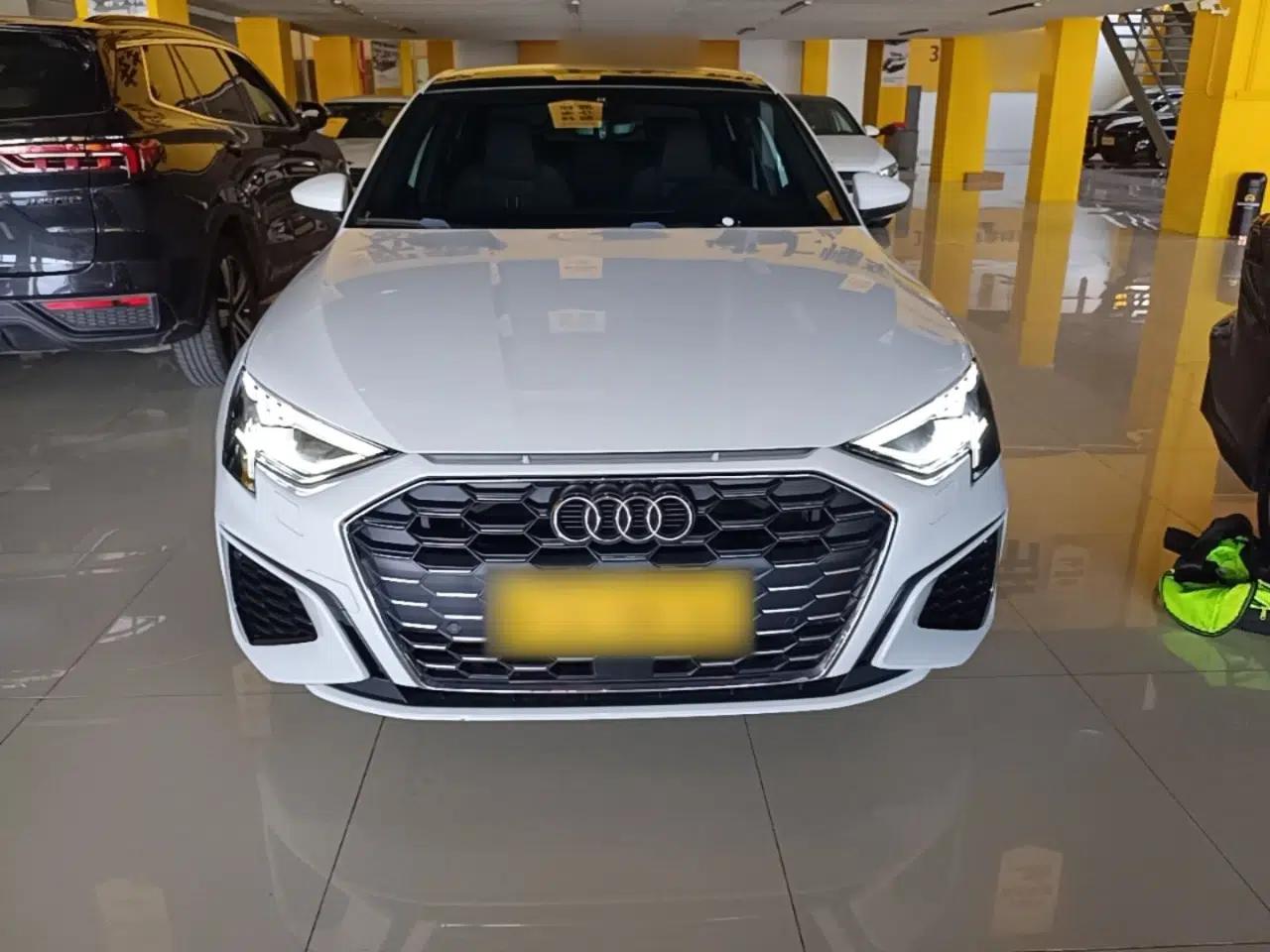 Audi A3 2021 A3L Limousine 35 TFSI Fashion Sport Model — миниатюра 2