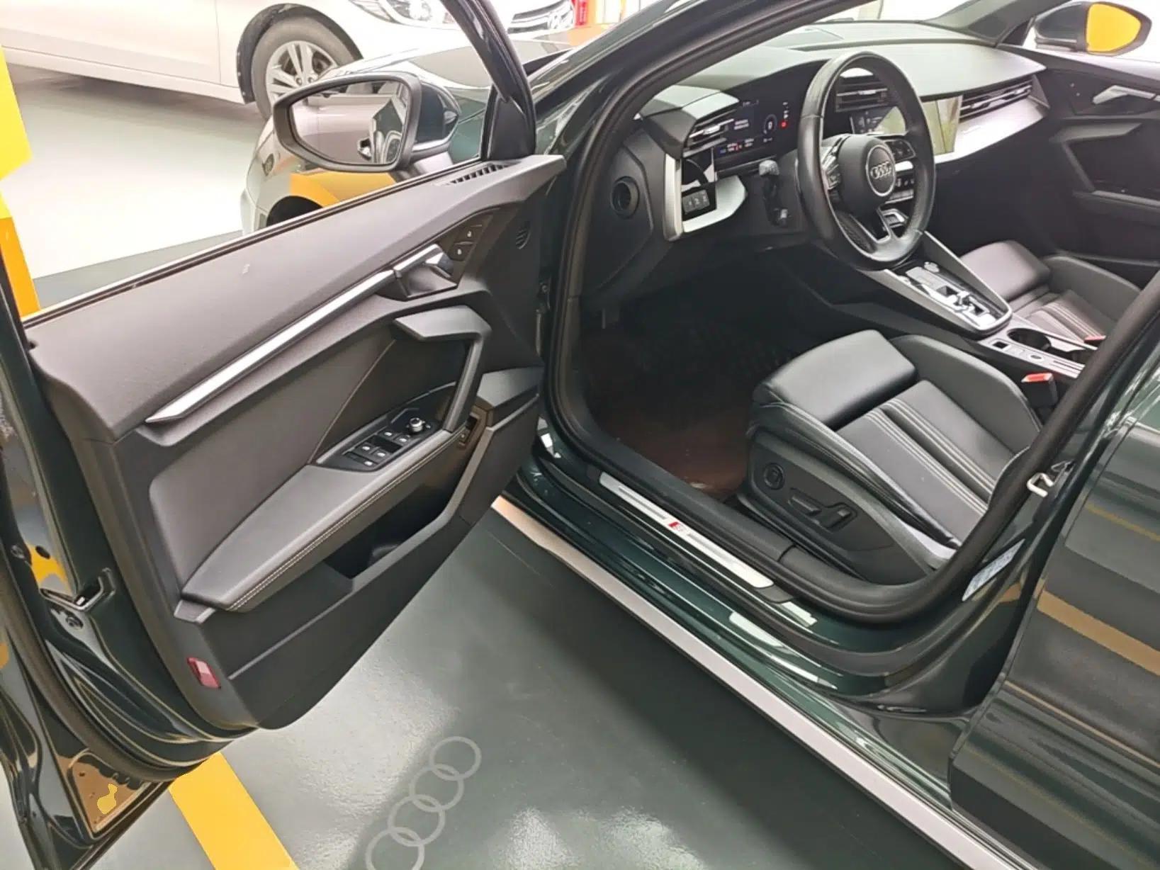Audi A3 2022 Sportback 35 TFSI Fashionable Sports Model — миниатюра 18