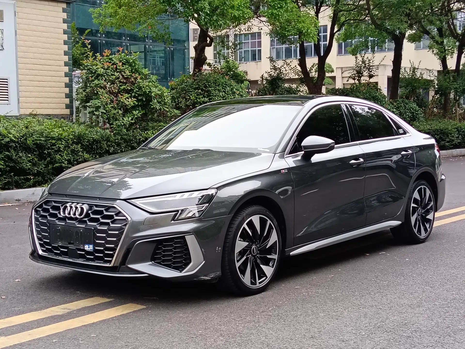 Audi A3 2024 A3L Limousine 35 TFSI Fashion Sport Model — миниатюра 1