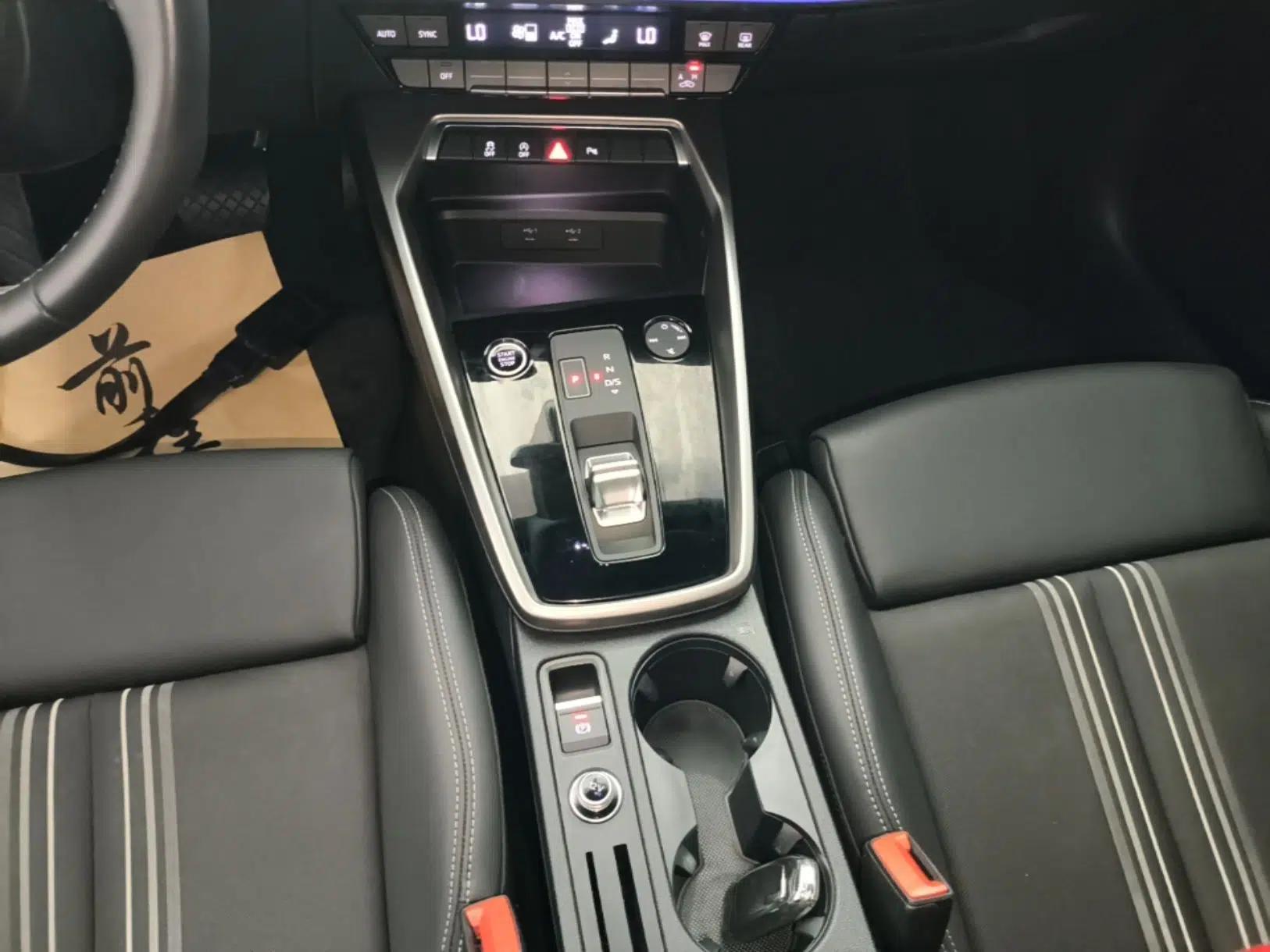 Audi A3 2024 A3L Limousine 35 TFSI Fashion Sport Model — миниатюра 22