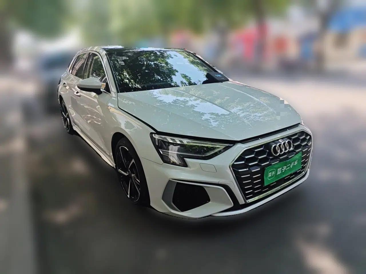 Audi A3 2022 Sportback 35 TFSI Fashionable Sports Model — миниатюра 3