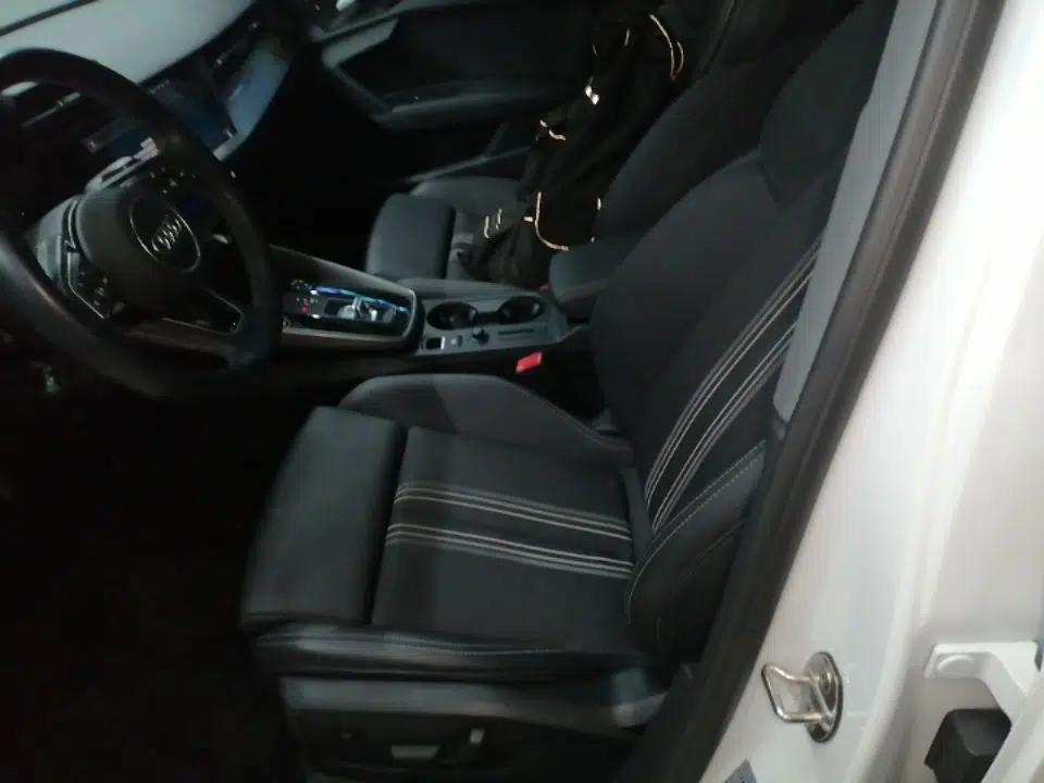 Audi A3 2022 Sportback 35 TFSI Fashionable Sports Model — миниатюра 17