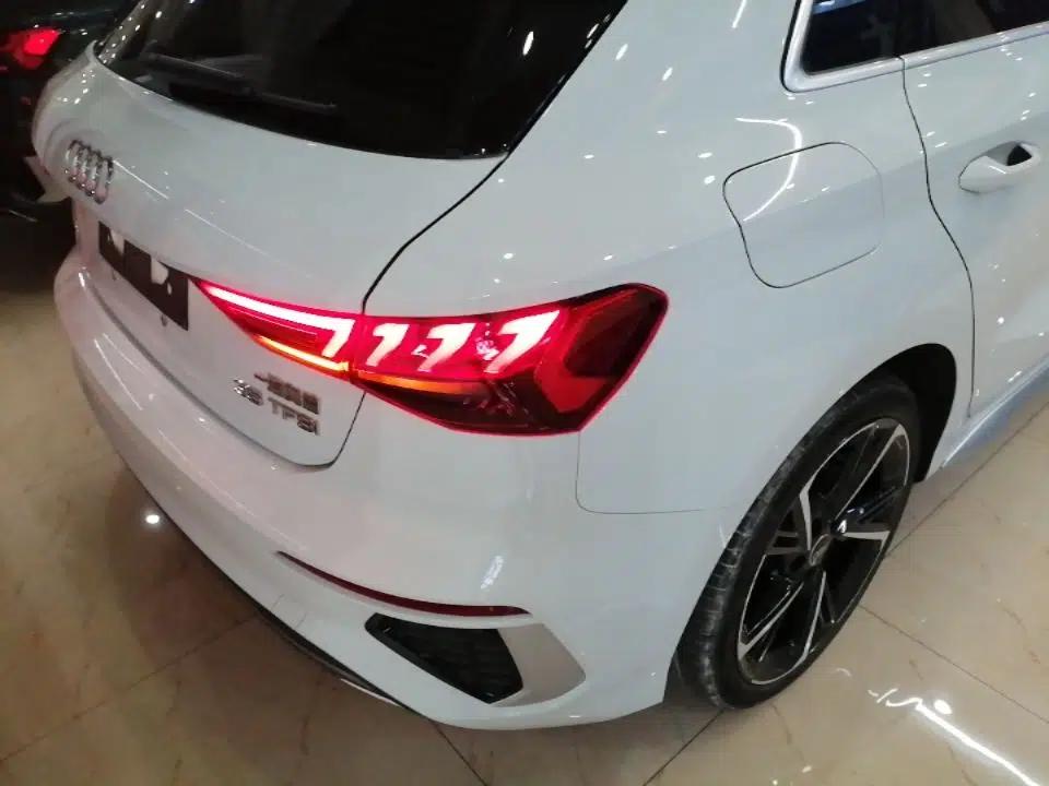 Audi A3 2022 Sportback 35 TFSI Fashionable Sports Model — миниатюра 9