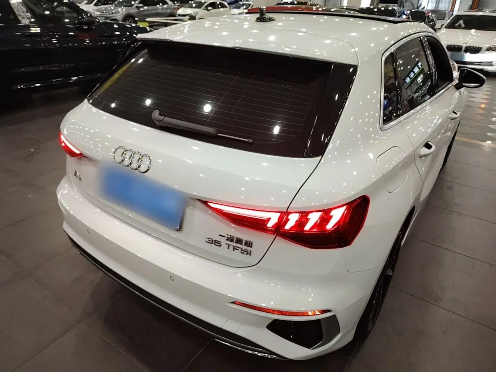 Audi A3 2024 Sportback 35 TFSI Fashionable Sports Model — миниатюра 6