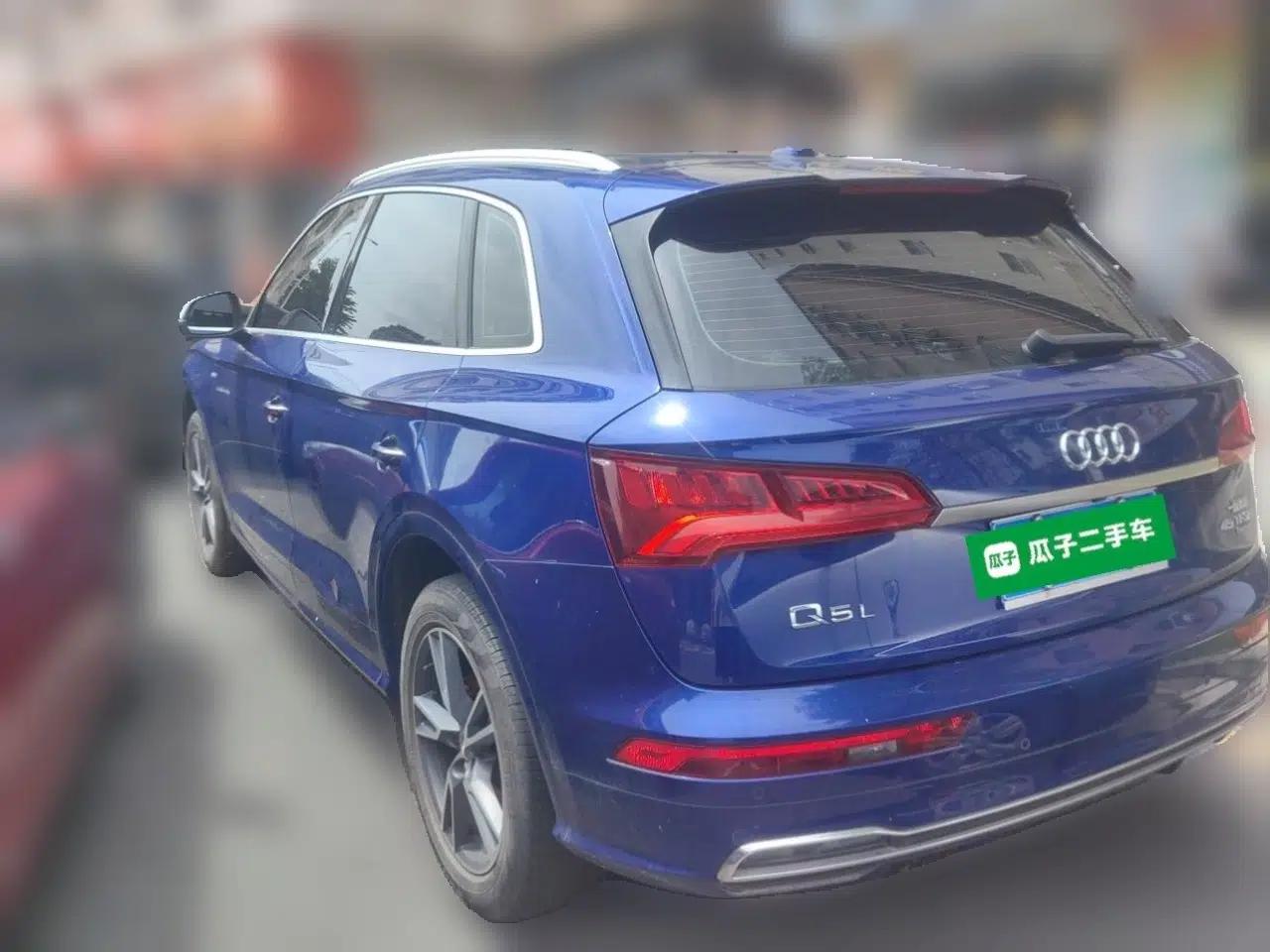 Audi Q5L 2020 Updated 40 TFSI Prestige Fashion Edition — миниатюра 4