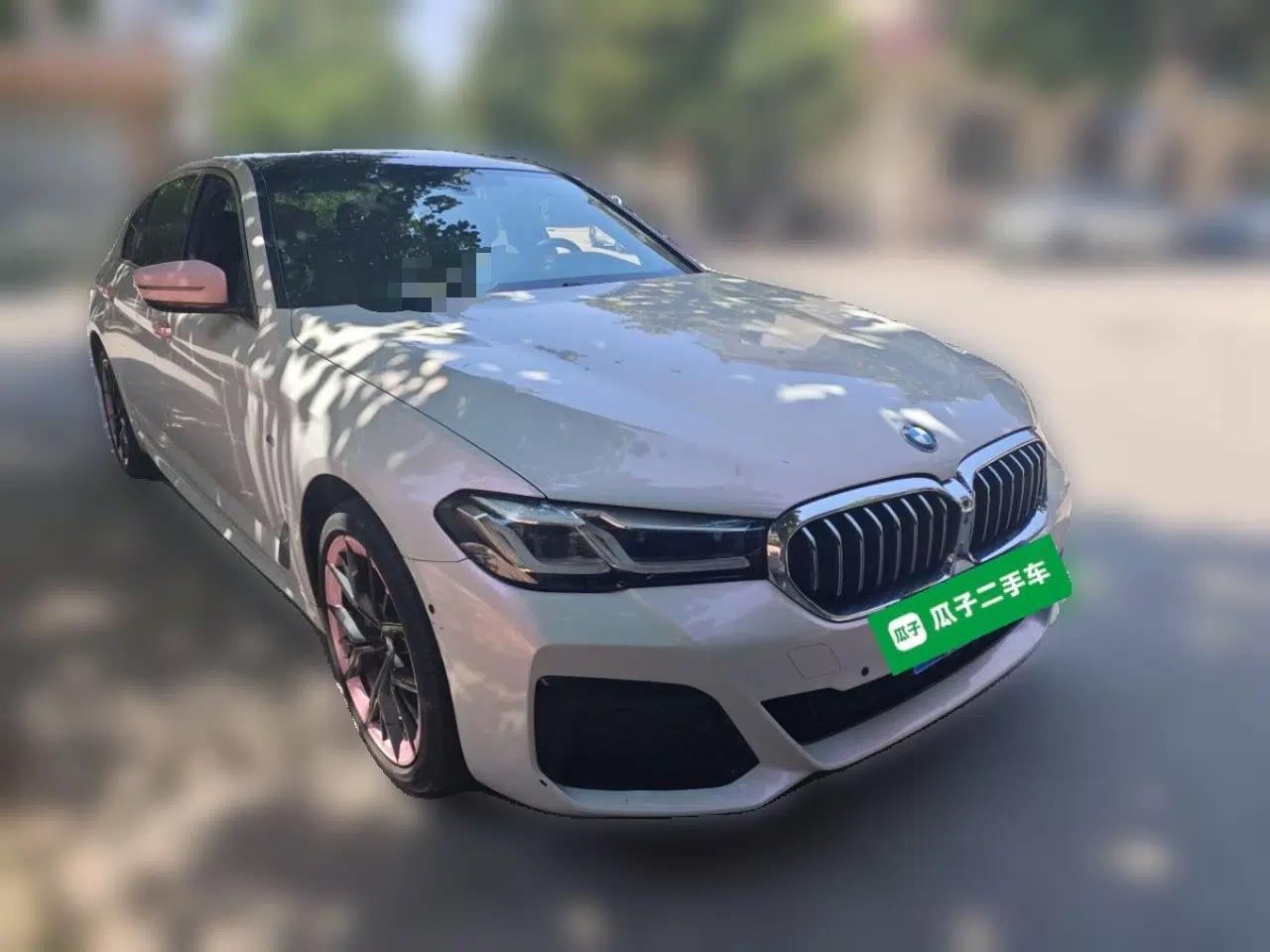 BMW 5 Series 2022 Second Facelift 530Li Luxury Version M Sport Package — миниатюра 3