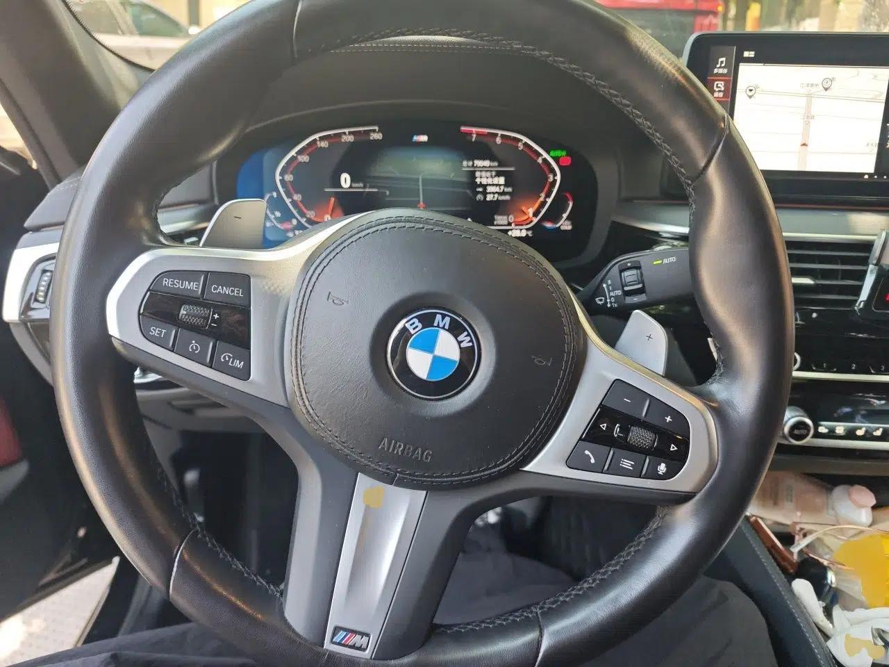 BMW 5 Series 2022 Second Facelift 530Li Luxury Version M Sport Package — миниатюра 10