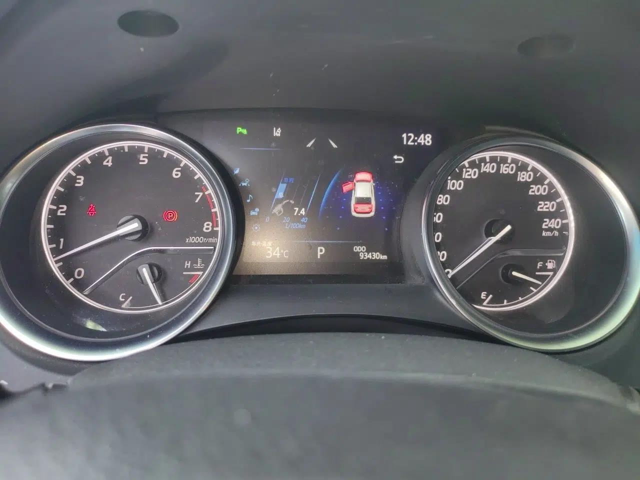Toyota Camry 2019 Revised Version 2.5G Luxury Edition — миниатюра 11