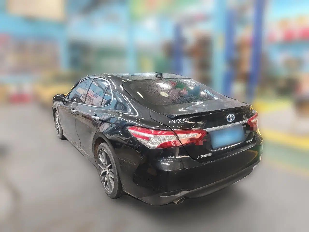 Toyota Camry 2021 Dual-Motor 2.5HG Luxury Edition — миниатюра 4