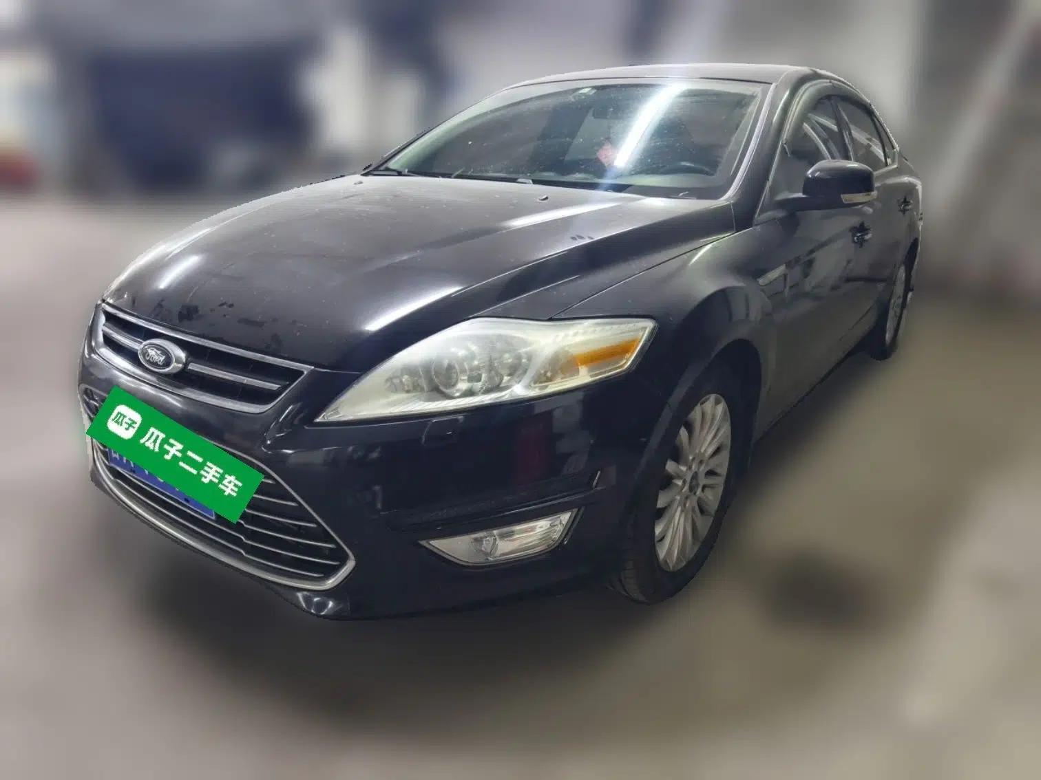 Ford Mondeo 2011 2.0L GTDi 200 Luxury Edition — миниатюра 1