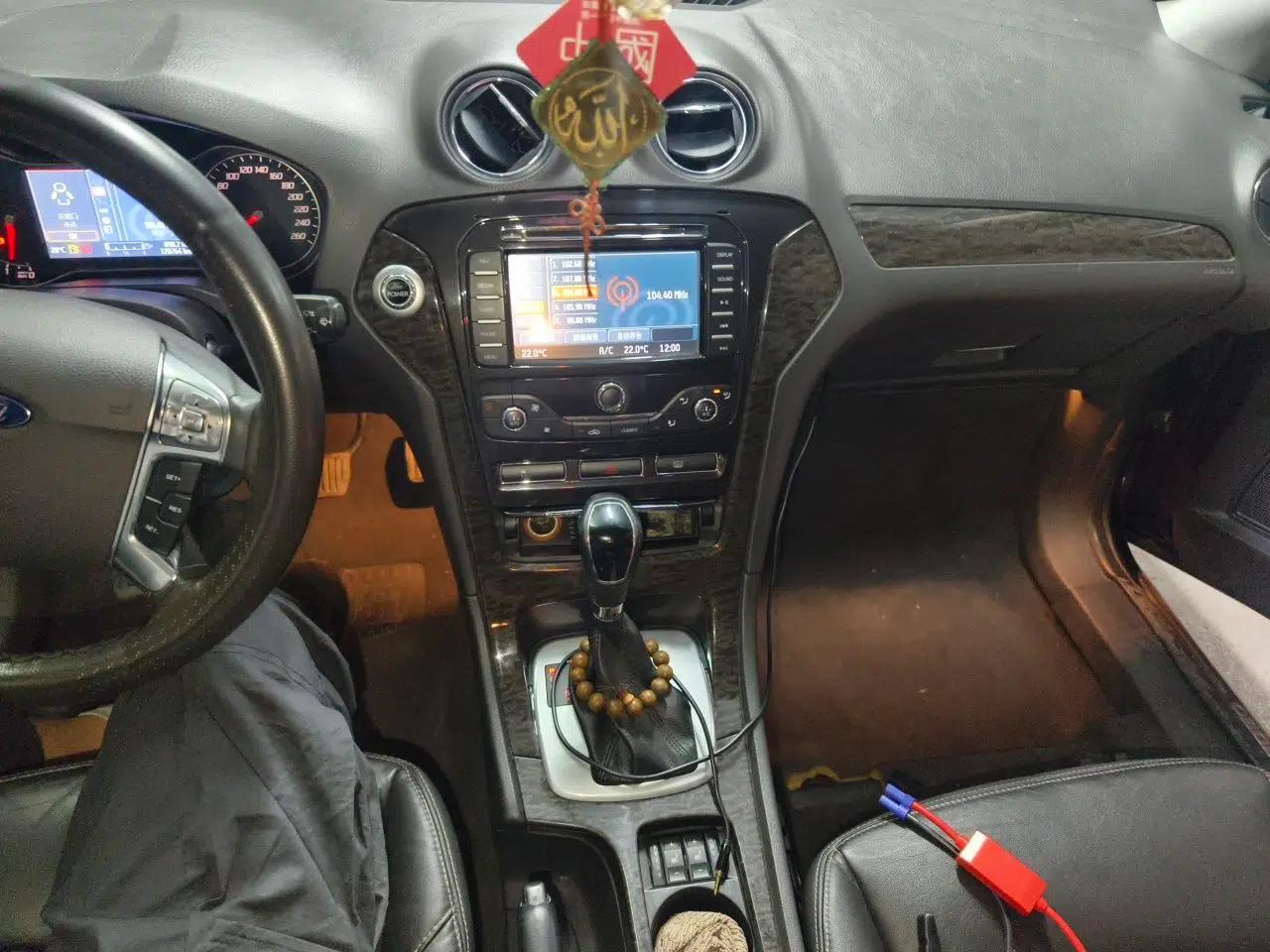 Ford Mondeo 2011 2.0L GTDi 200 Luxury Edition — миниатюра 13