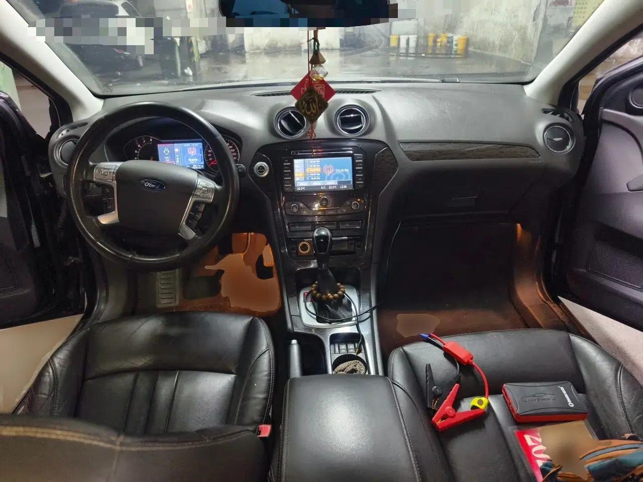 Ford Mondeo 2011 2.0L GTDi 200 Luxury Edition — миниатюра 9
