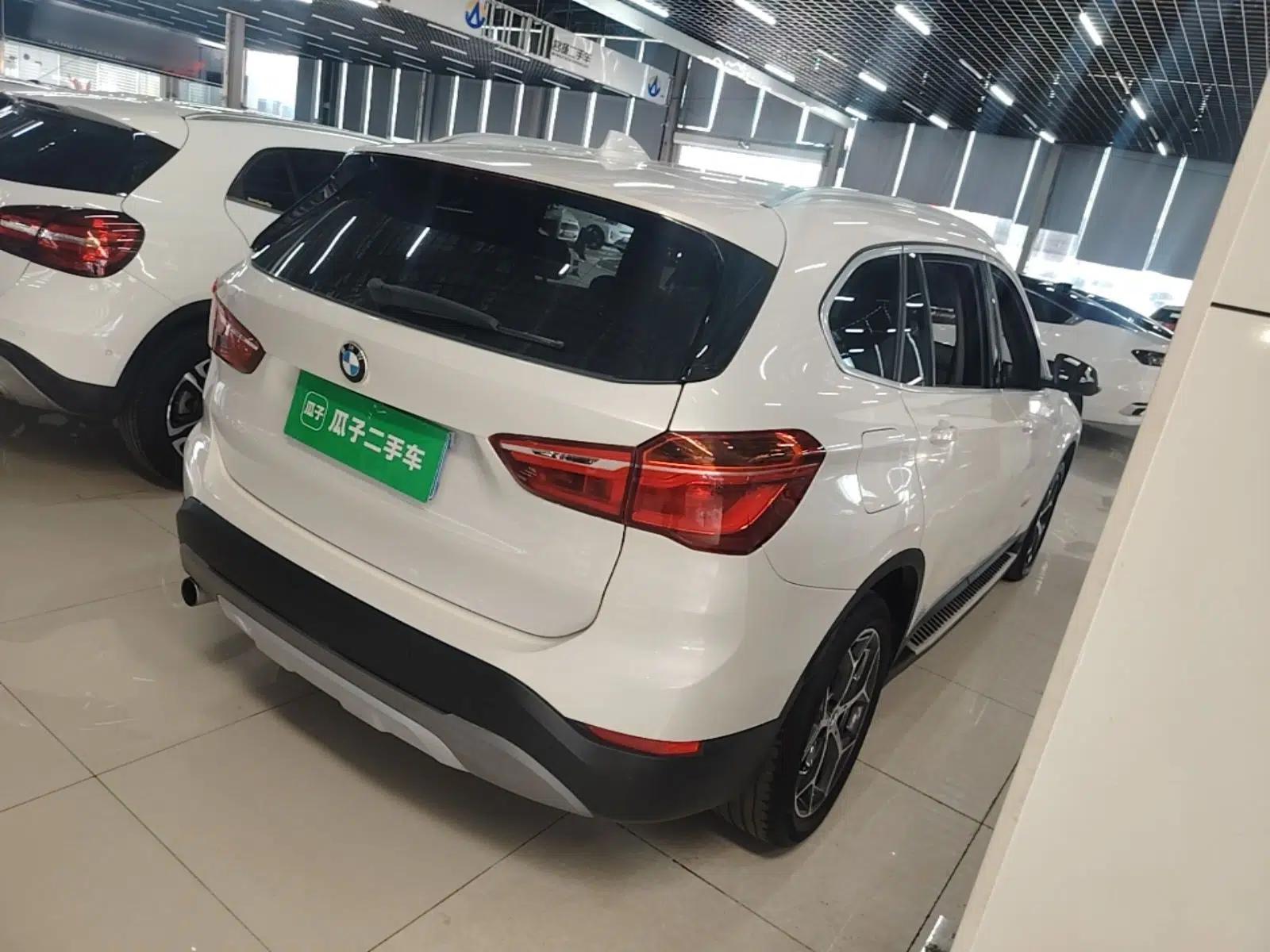 BMW X1 2018 sDrive18Li Luxury Model — миниатюра 6