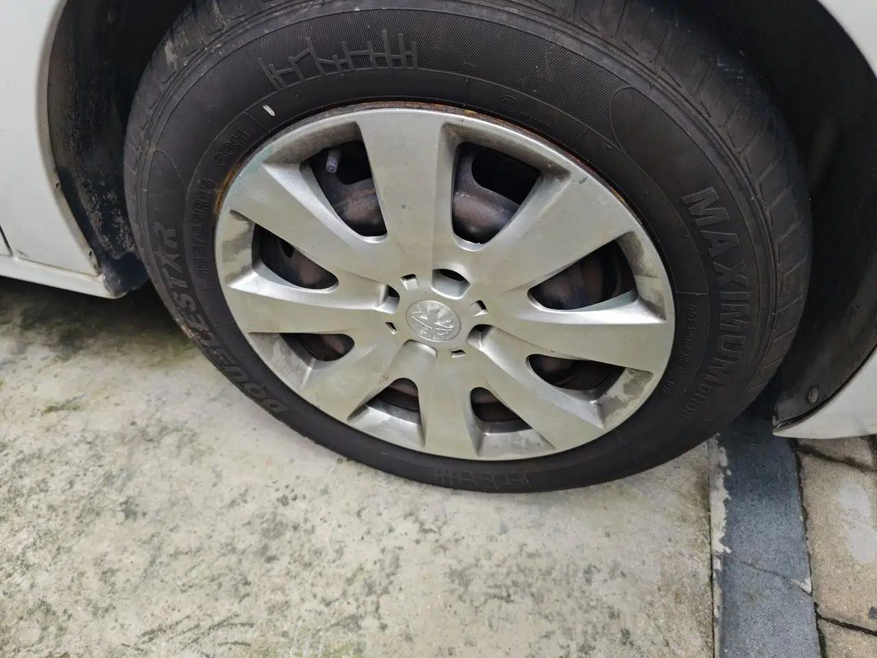 Peugeot 301 2014 1.6L Manual Comfort Edition — миниатюра 8