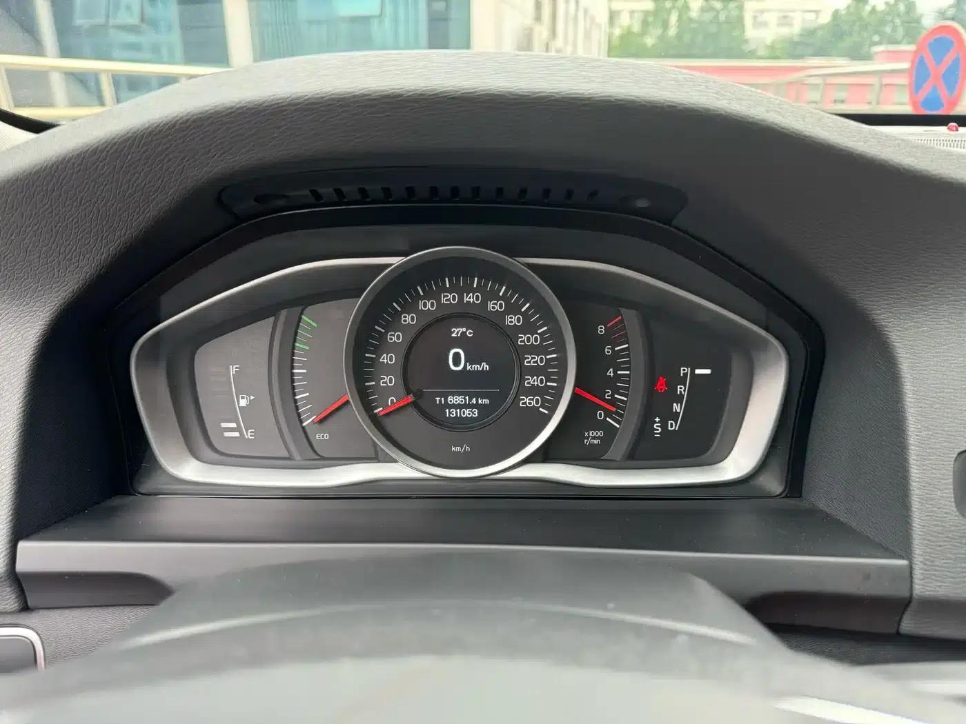 2018 Volvo S60 S60L T3 Smart Edition — миниатюра 11