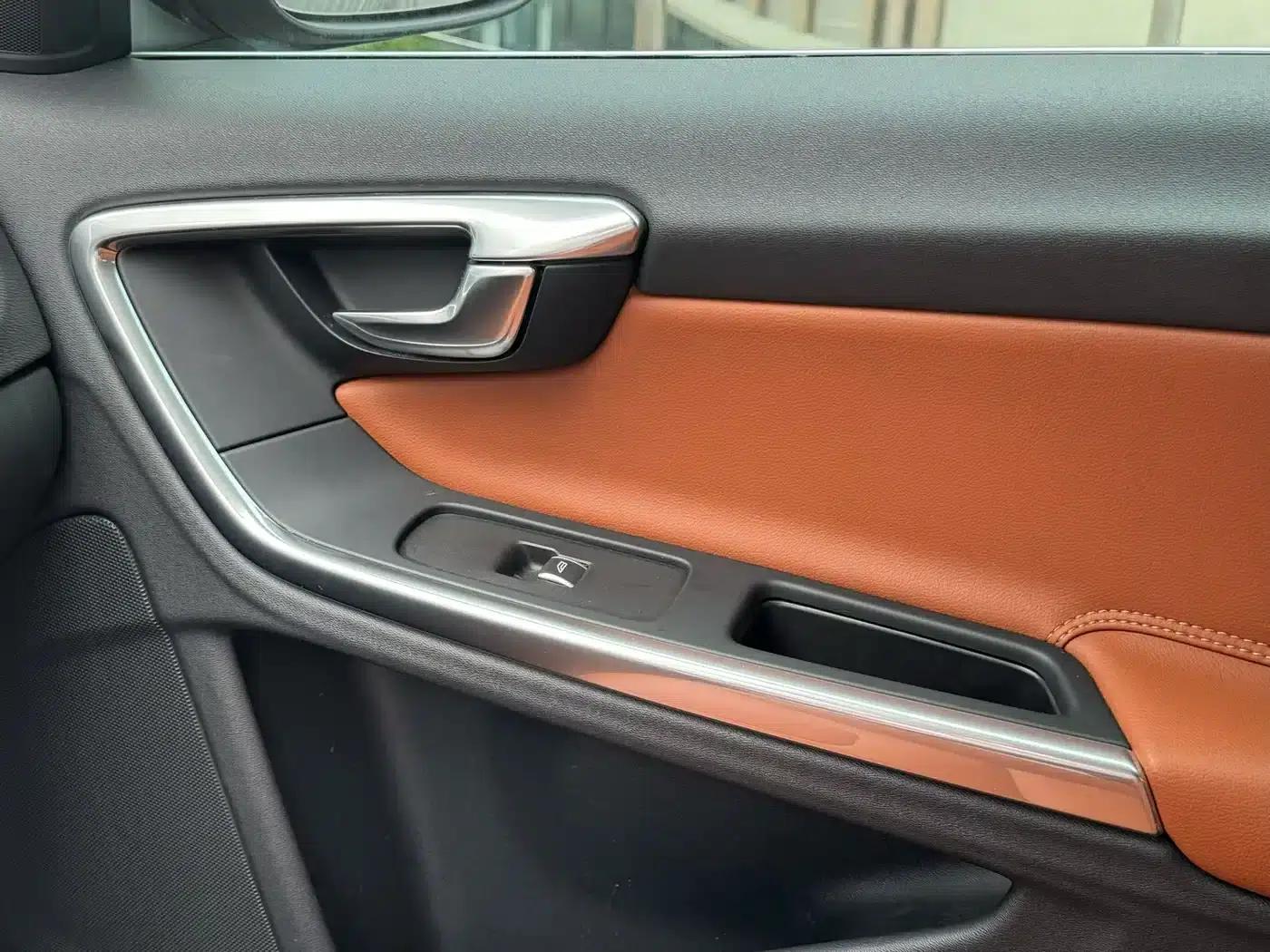 2018 Volvo S60 S60L T3 Smart Edition — миниатюра 17