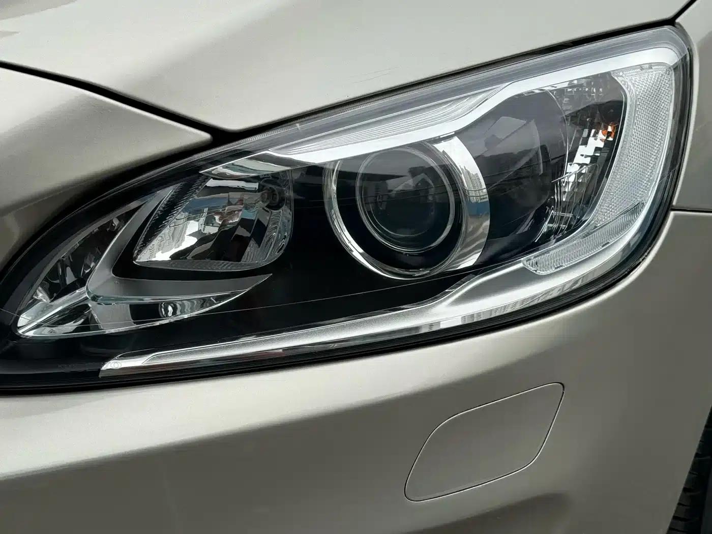 2018 Volvo S60 S60L T3 Smart Edition — миниатюра 18