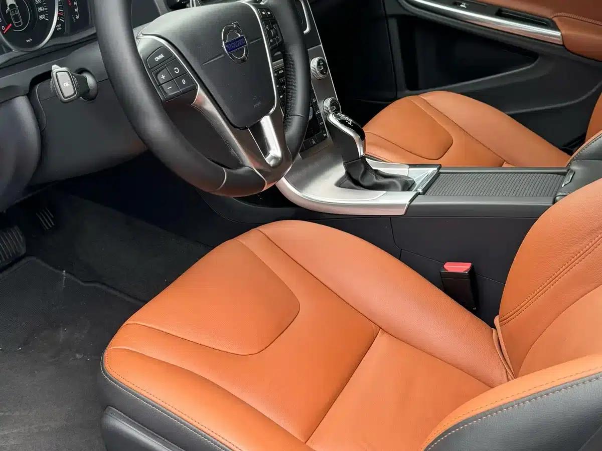 2018 Volvo S60 S60L T3 Smart Edition — миниатюра 9