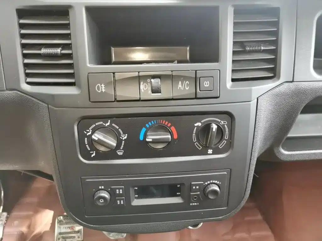 Wuling Sunshine 2023 1.5L Practical 5/7 Seat — миниатюра 13