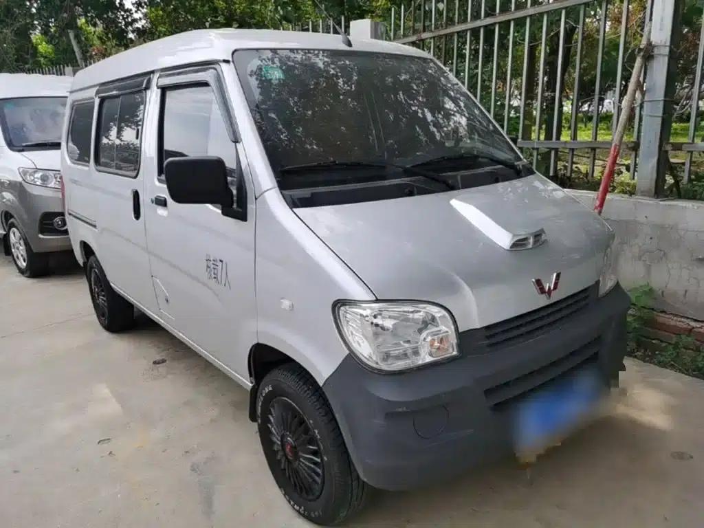 Wuling Sunshine 2023 1.5L Practical 5/7 Seat — миниатюра 4