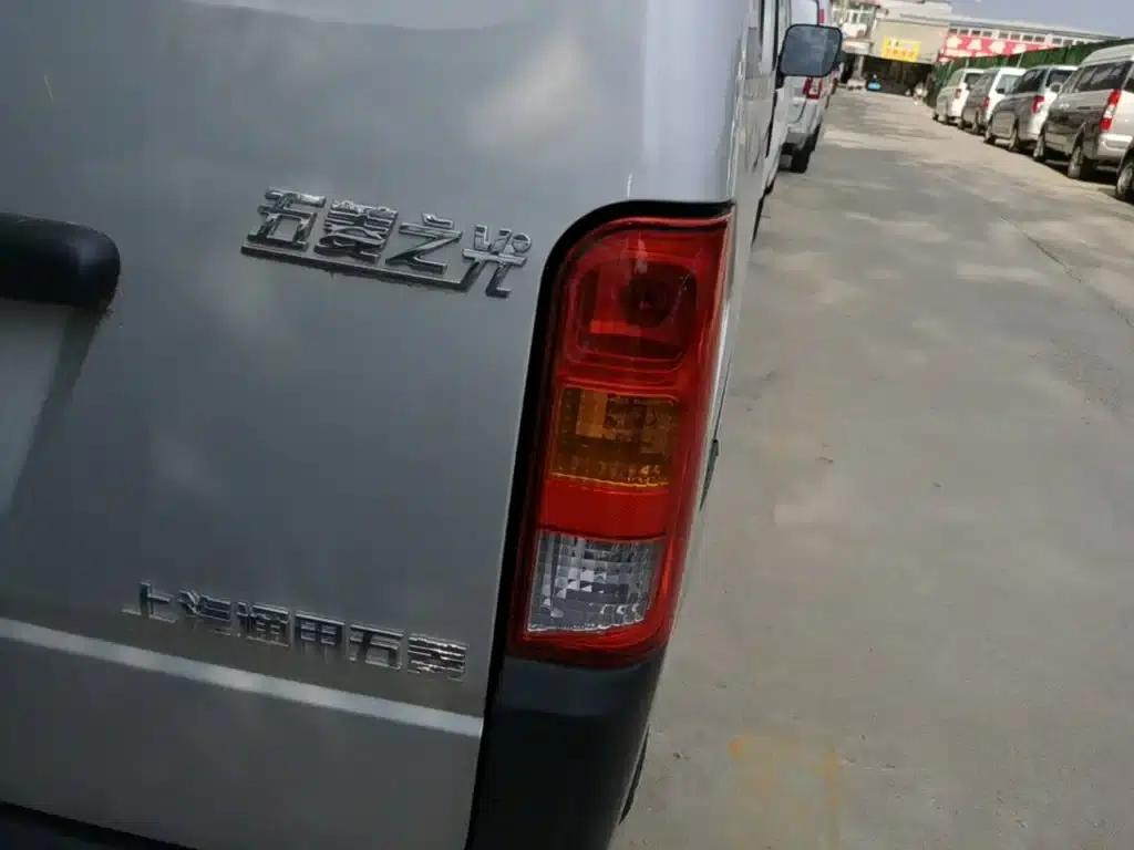 Wuling Sunshine 2023 1.5L Practical 5/7 Seat — миниатюра 8