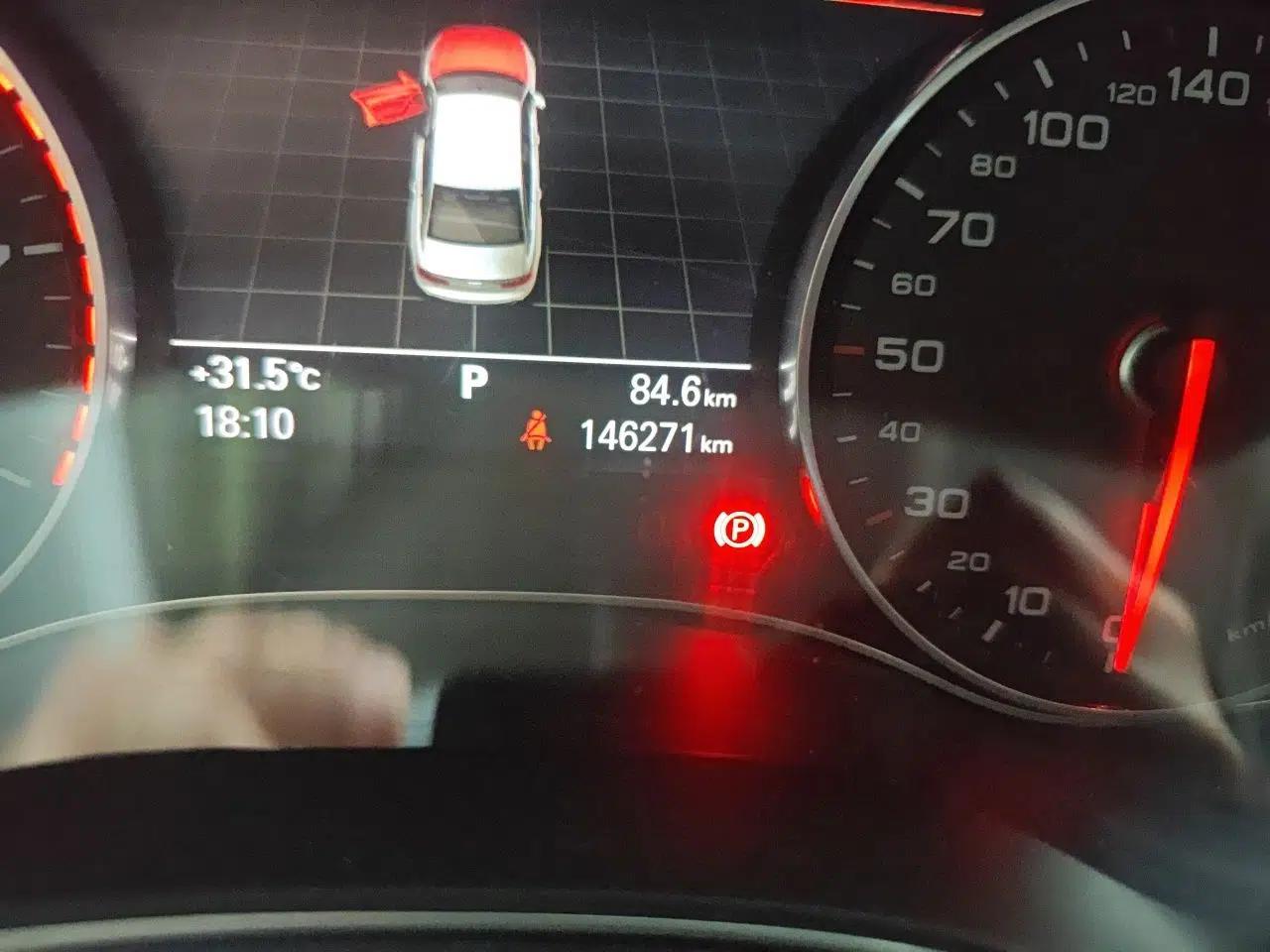 Audi A6L 2014 TFSI Standard Model — миниатюра 12
