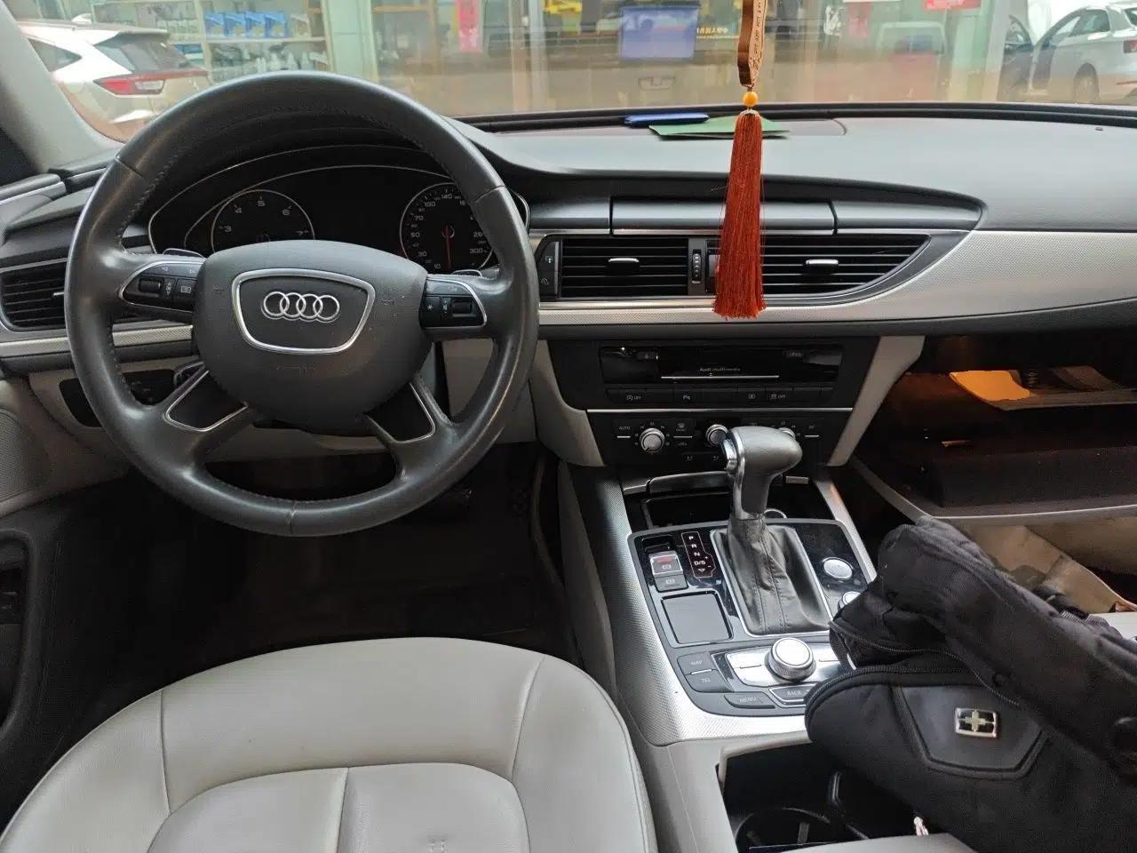 Audi A6L 2014 TFSI Standard Model — миниатюра 9