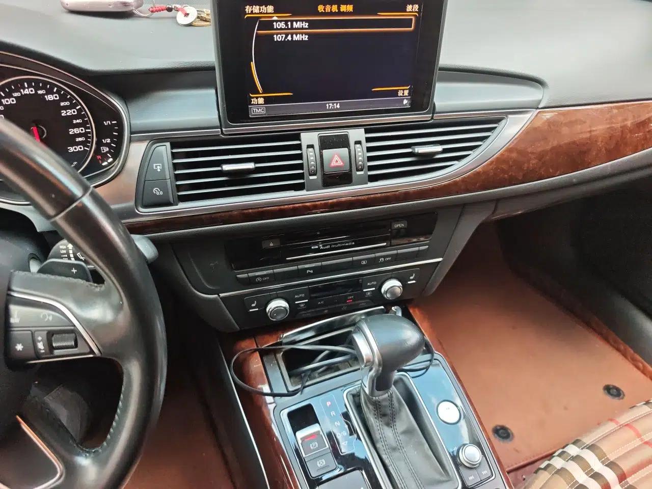 Audi A6L 2015 30 FSI Millionth Anniversary Comfort Model — миниатюра 13