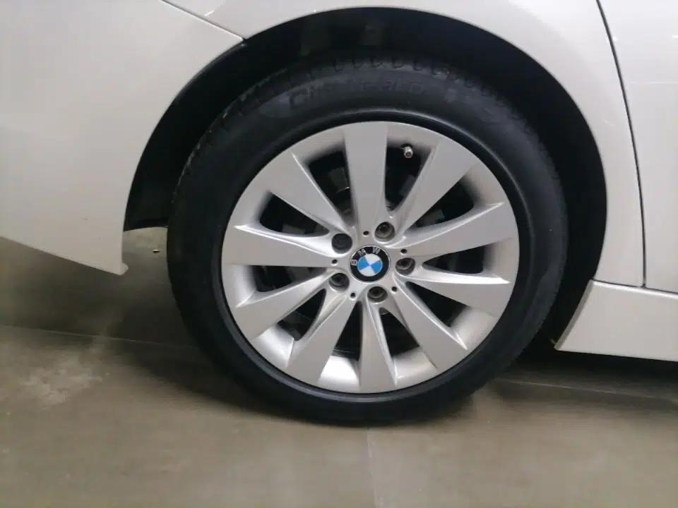 BMW 3 Series 2017 318Li Fashion Model — миниатюра 11