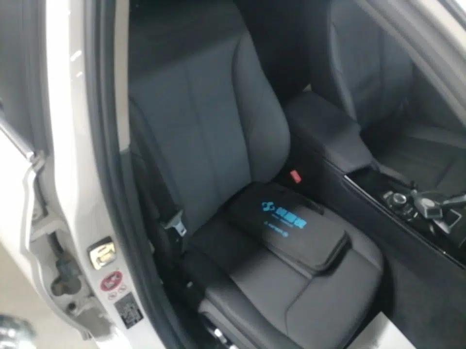 BMW 3 Series 2017 318Li Fashion Model — миниатюра 19
