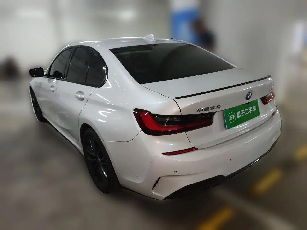 BMW 3 Series 2022 325i M Sport Night Edition Package — миниатюра 4