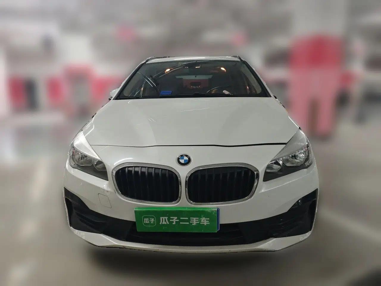 BMW 2 Series Active Tourer 2018 218i Fashion Model — миниатюра 2
