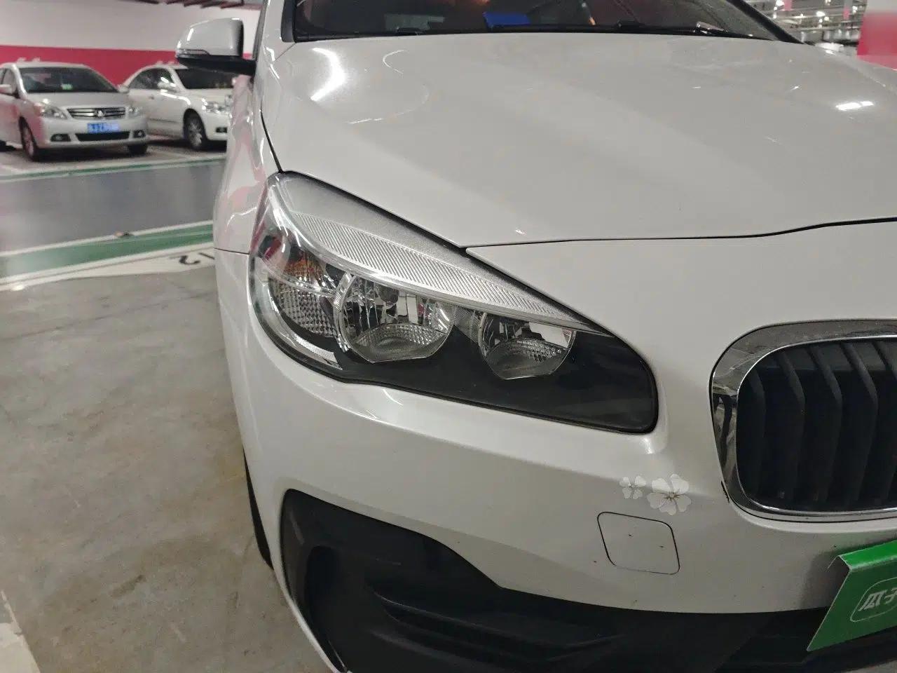 BMW 2 Series Active Tourer 2018 218i Fashion Model — миниатюра 7