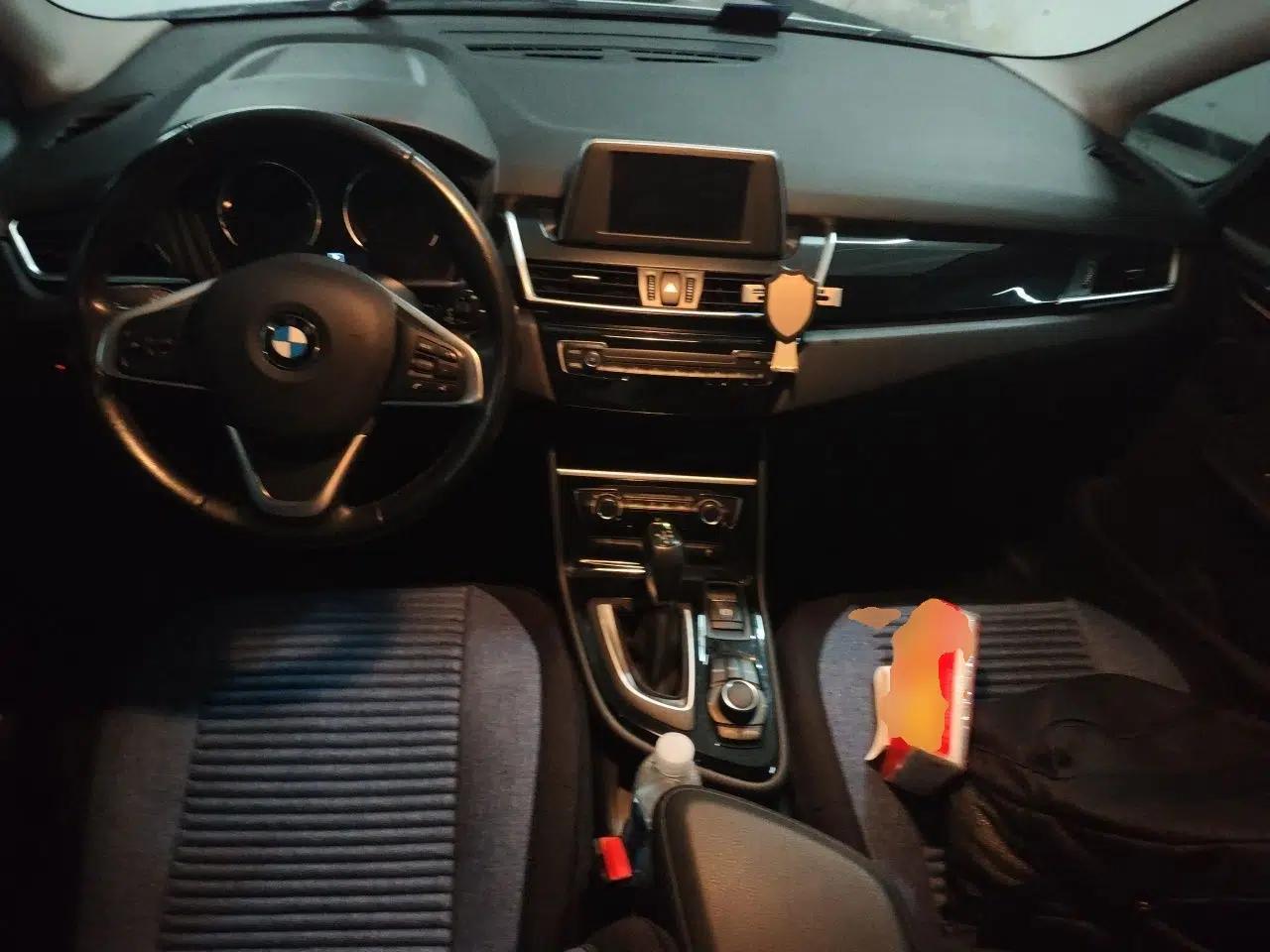 BMW 2 Series Active Tourer 2018 218i Fashion Model — миниатюра 9