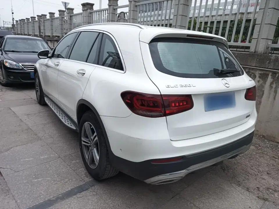 Mercedes-Benz GLC 2021 GLC 260 L 4MATIC Dynamic Edition — миниатюра 4