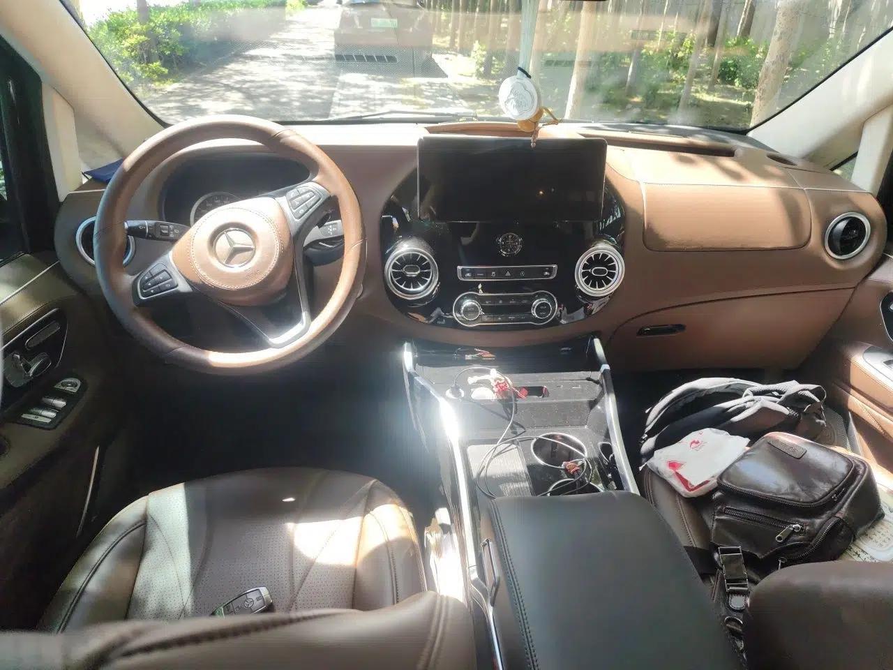 Mercedes-Benz Vito 2020 2.0T Business Version 7 Seats — миниатюра 9
