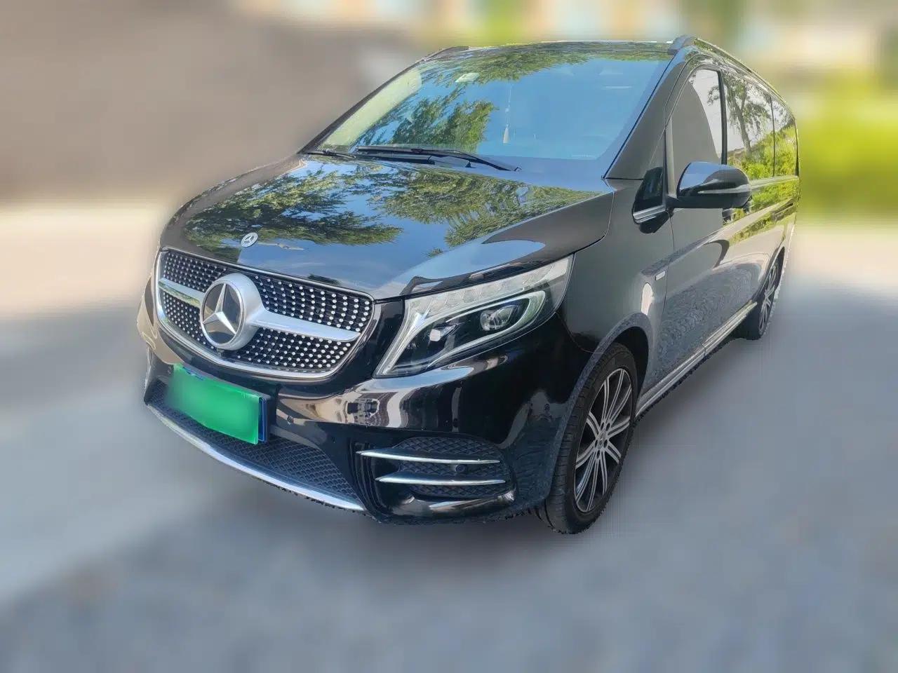 Mercedes-Benz V-Class 2021 V 260 L Long-wheelbase Luxury Edition — миниатюра 1