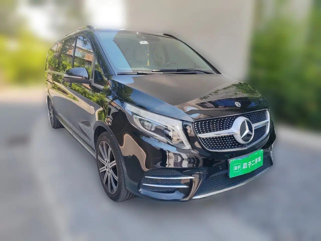 Mercedes-Benz V-Class 2021 V 260 L Long-wheelbase Luxury Edition — миниатюра 3