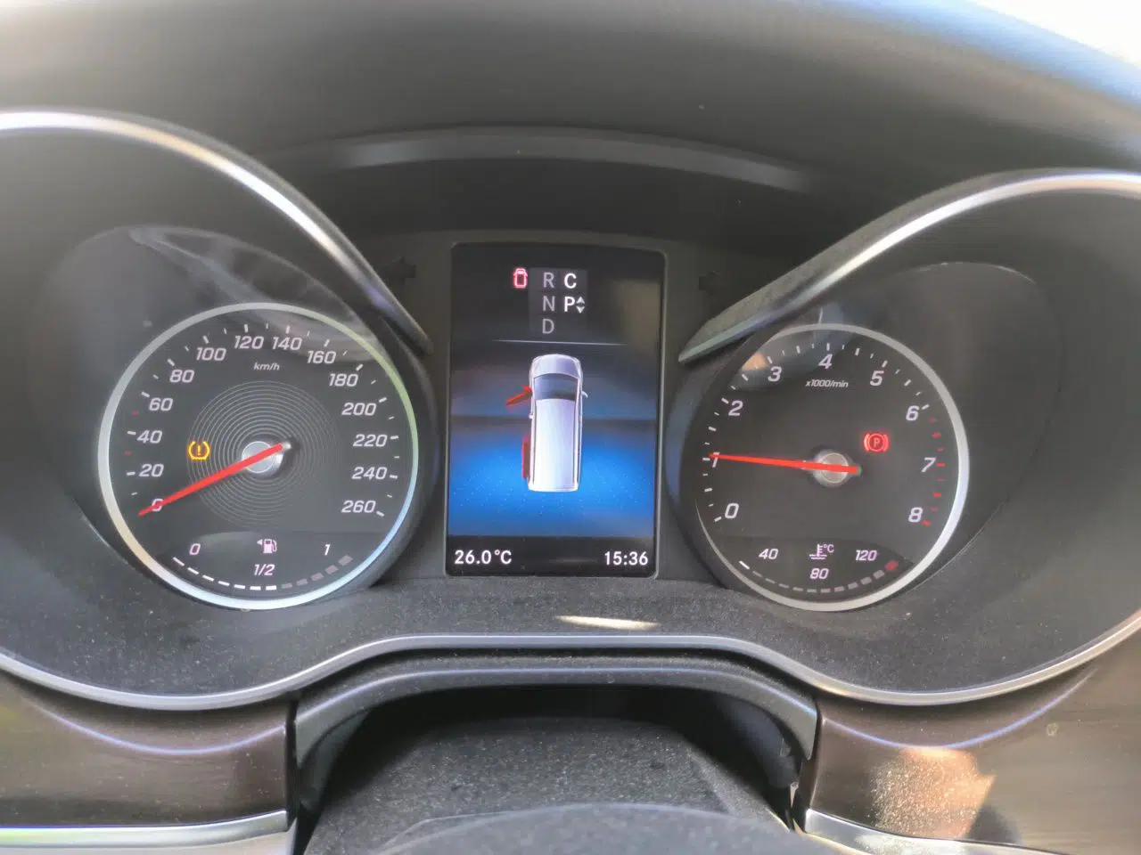 Mercedes-Benz V-Class 2022 V 260 Avantgarde Edition — миниатюра 11