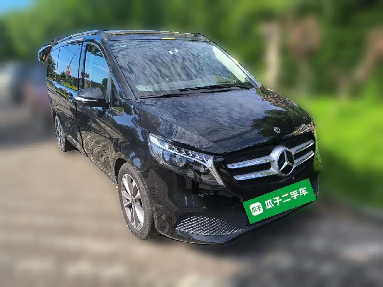 Mercedes-Benz V-Class 2022 V 260 Avantgarde Edition — миниатюра 3