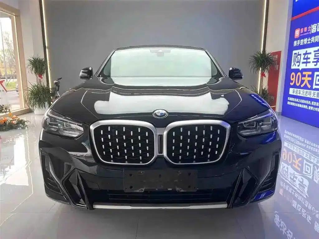 2022 BMW X4 xDrive 25i M Sport Package — миниатюра 2
