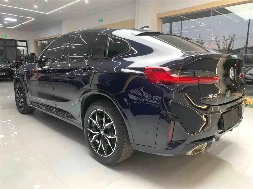 2022 BMW X4 xDrive 25i M Sport Package — миниатюра 3
