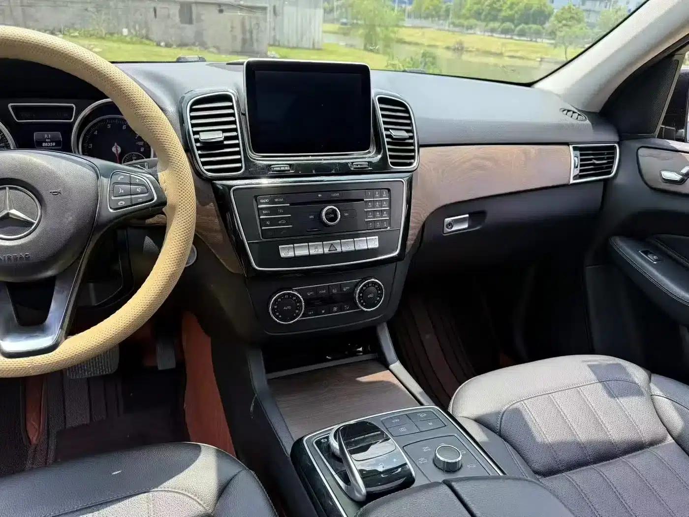 Imported Mercedes-Benz GLE 2015 GLE 400 4MATIC — миниатюра 8
