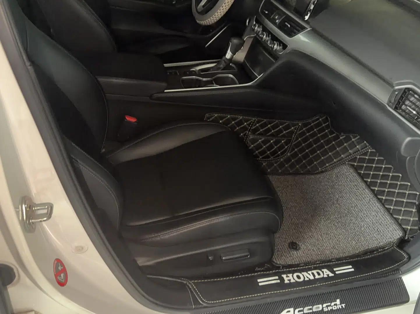 Honda Accord 2018 260TURBO Elite Edition China V — миниатюра 20