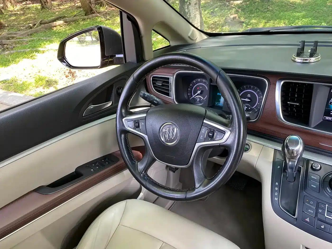 Buick GL8 2018 28T Luxury Edition (China VI Emission Standard) — миниатюра 11