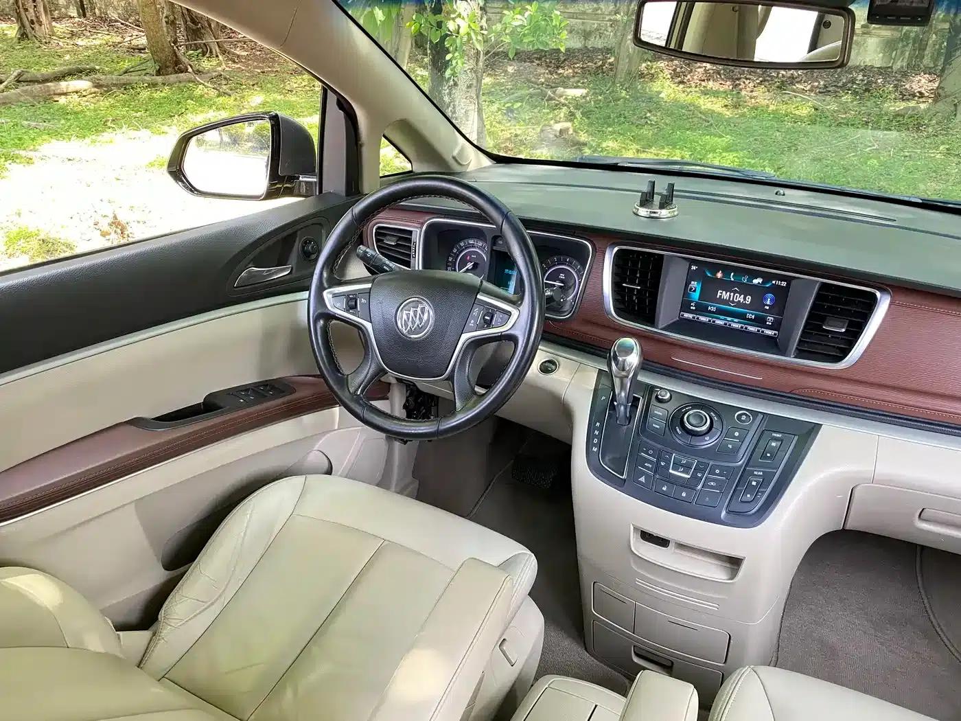 Buick GL8 2018 28T Luxury Edition (China VI Emission Standard) — миниатюра 10