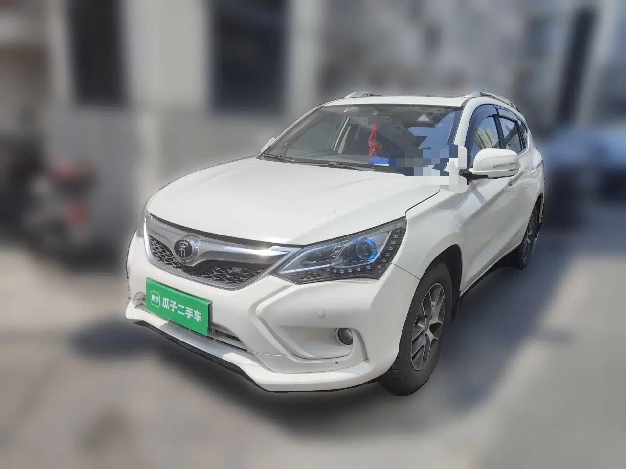 BYD Song 2016 GaiShi Edition 1.5TI Manual Elite Model — миниатюра 1