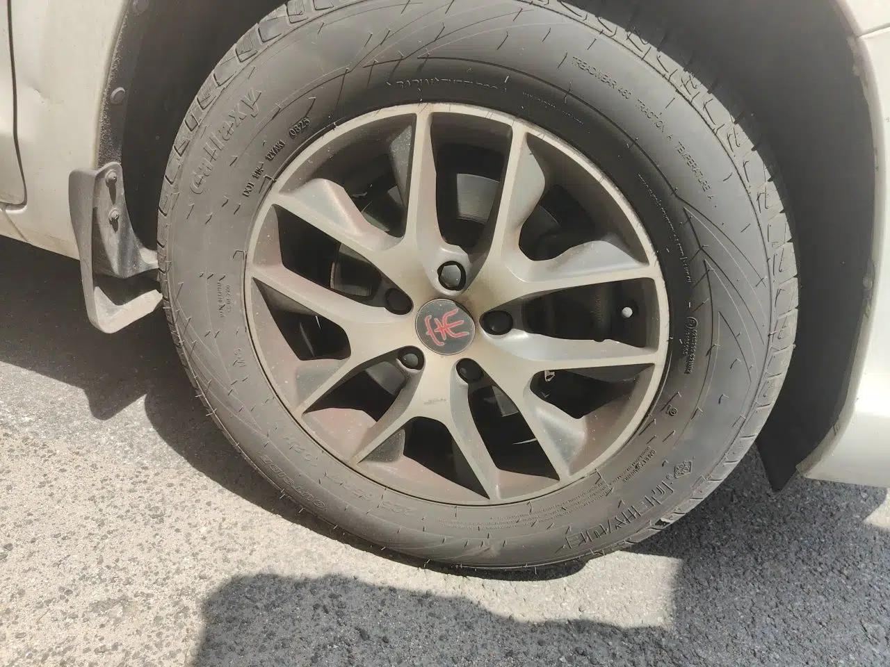 BYD Song 2016 GaiShi Edition 1.5TI Manual Elite Model — миниатюра 8