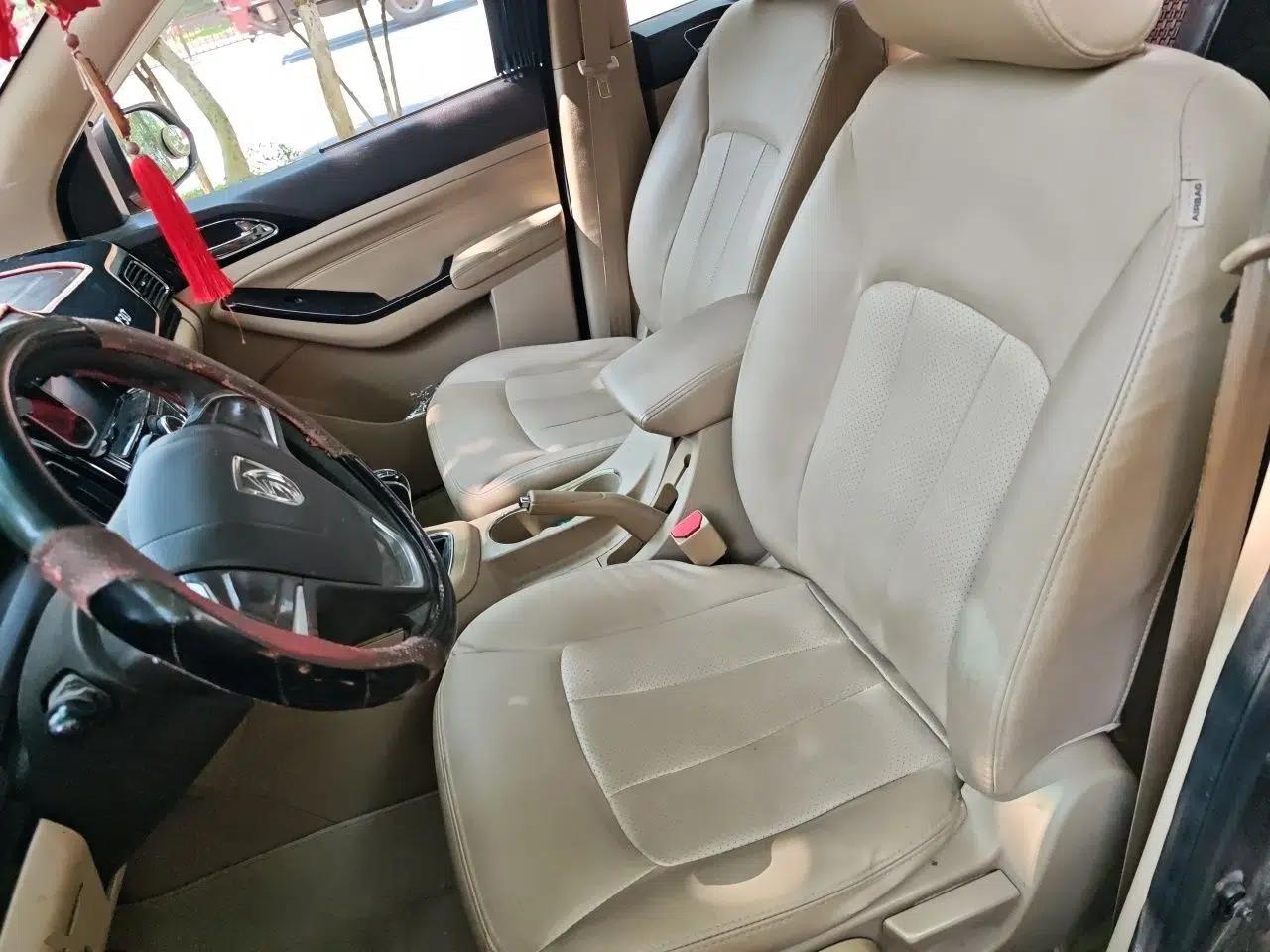 Baojun 730 2014 1.5L manual Comfort ESP version 7 seats — миниатюра 15